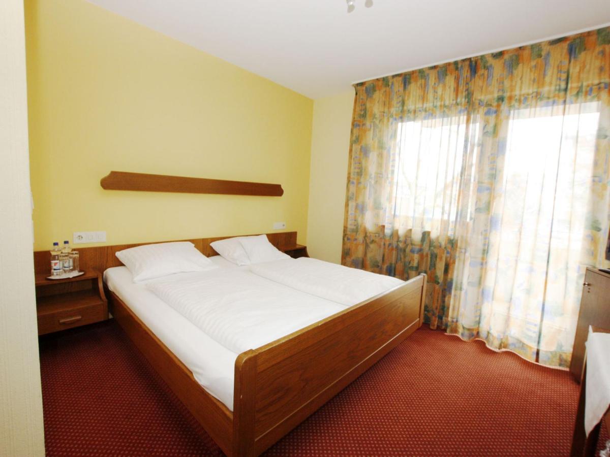 Hotel Baeren Garni Freiburg im Breisgau Dış mekan fotoğraf