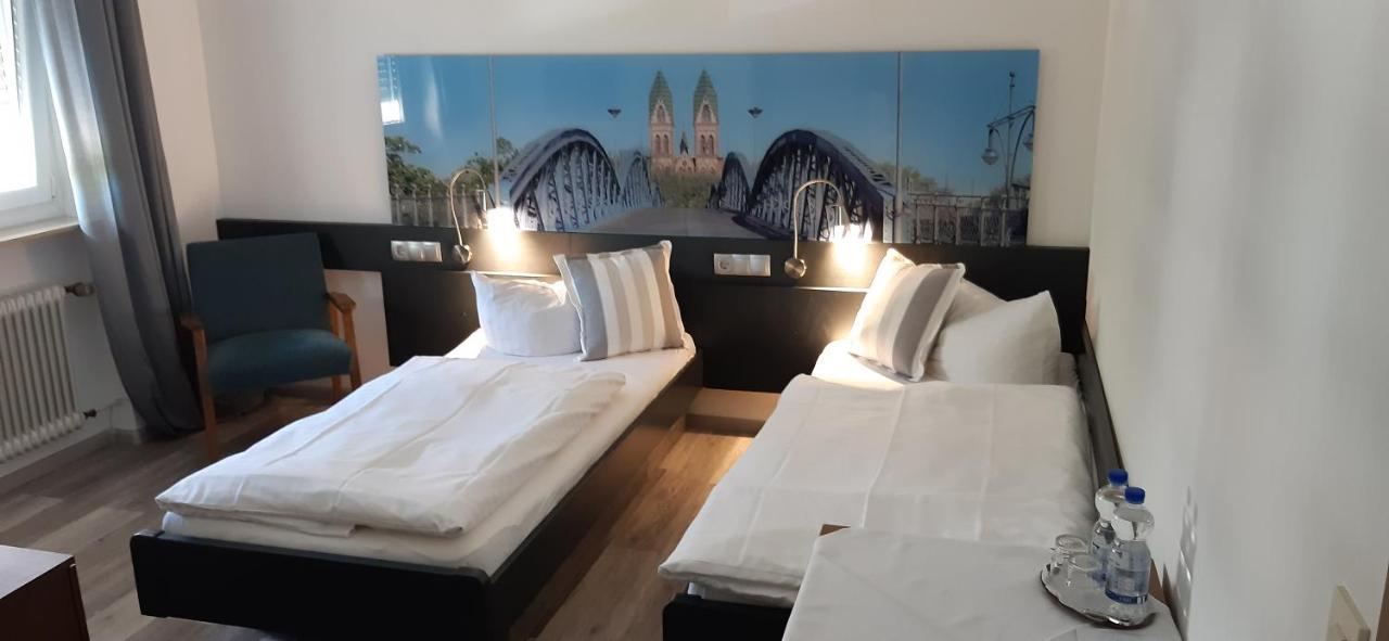 Hotel Baeren Garni Freiburg im Breisgau Dış mekan fotoğraf